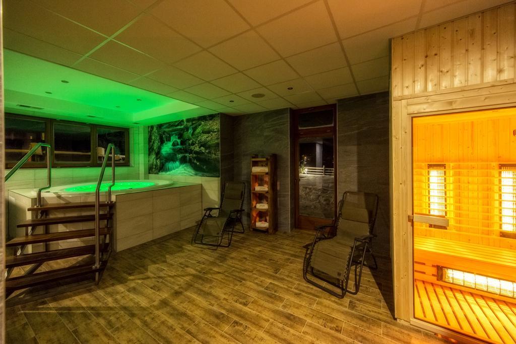 Hotel Eco Tatry Holiday& Spa กอสเชียลิสกอ ภายนอก รูปภาพ
